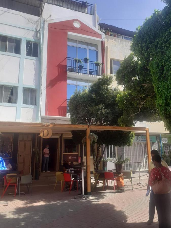 Christian Place Praia Bagian luar foto